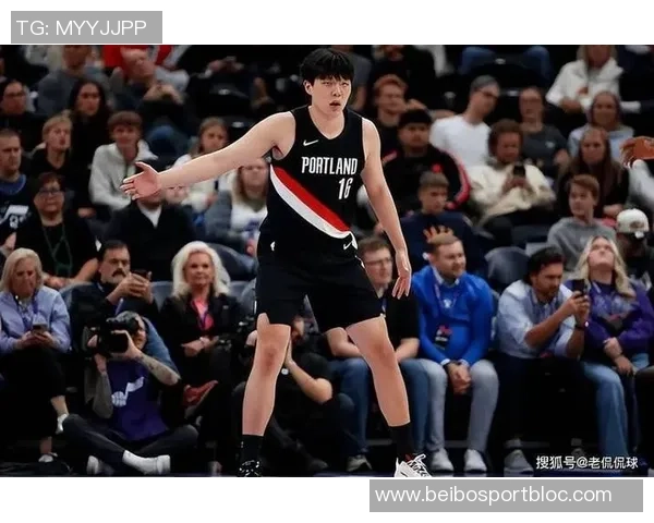 阿夫迪亚首节火力全开6中4砍下12分三分球表现抢眼助力球队领先