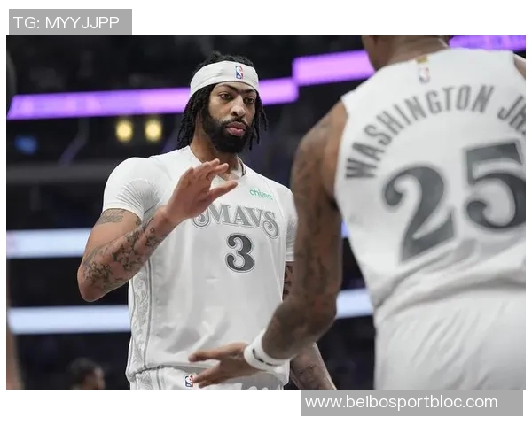 浓眉加盟独行侠后出勤率仅3046场比赛只打了14场引发关注